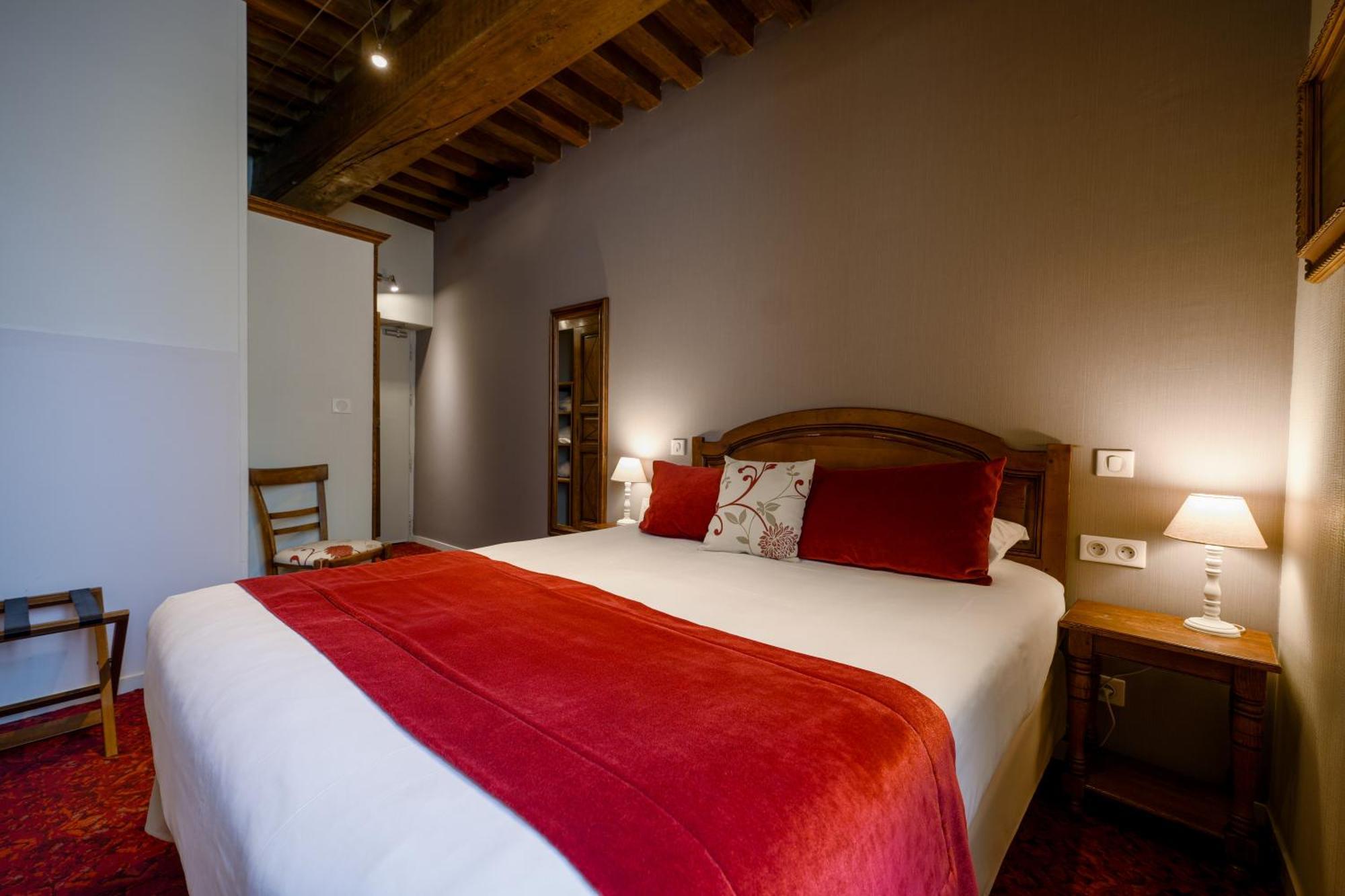 Hotel Wilson - Teritoria Dijon Eksteriør billede