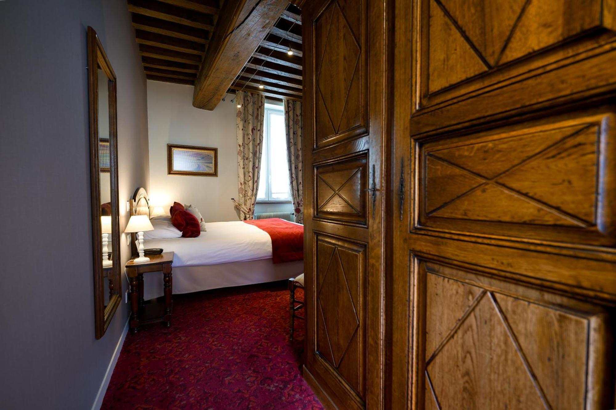 Hotel Wilson - Teritoria Dijon Eksteriør billede